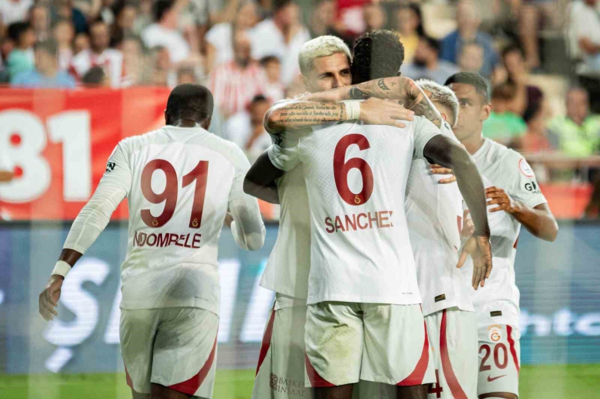 Galatasaray son 22 resmi maçını kaybetmedi
