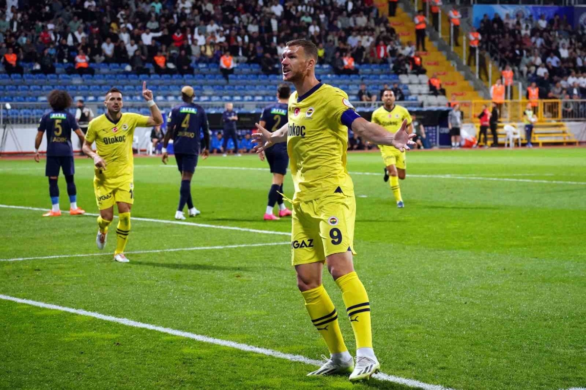 Edin Dzeko, Süper Lig’de gol sayısını 6’ya çıkardı
