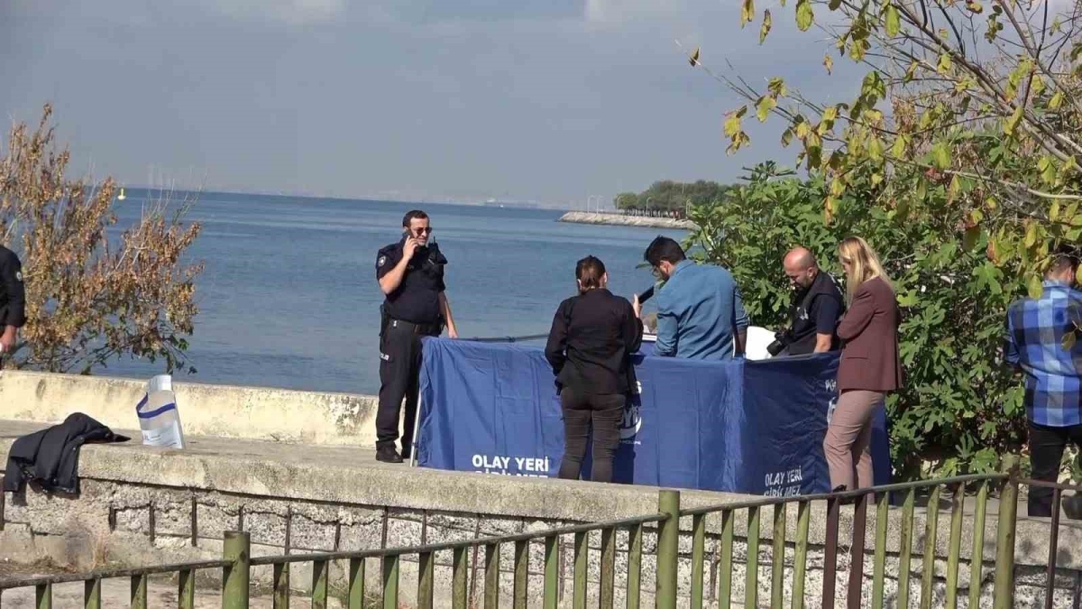 Maltepe sahilde 69 yaşında erkek cesedi bulundu
