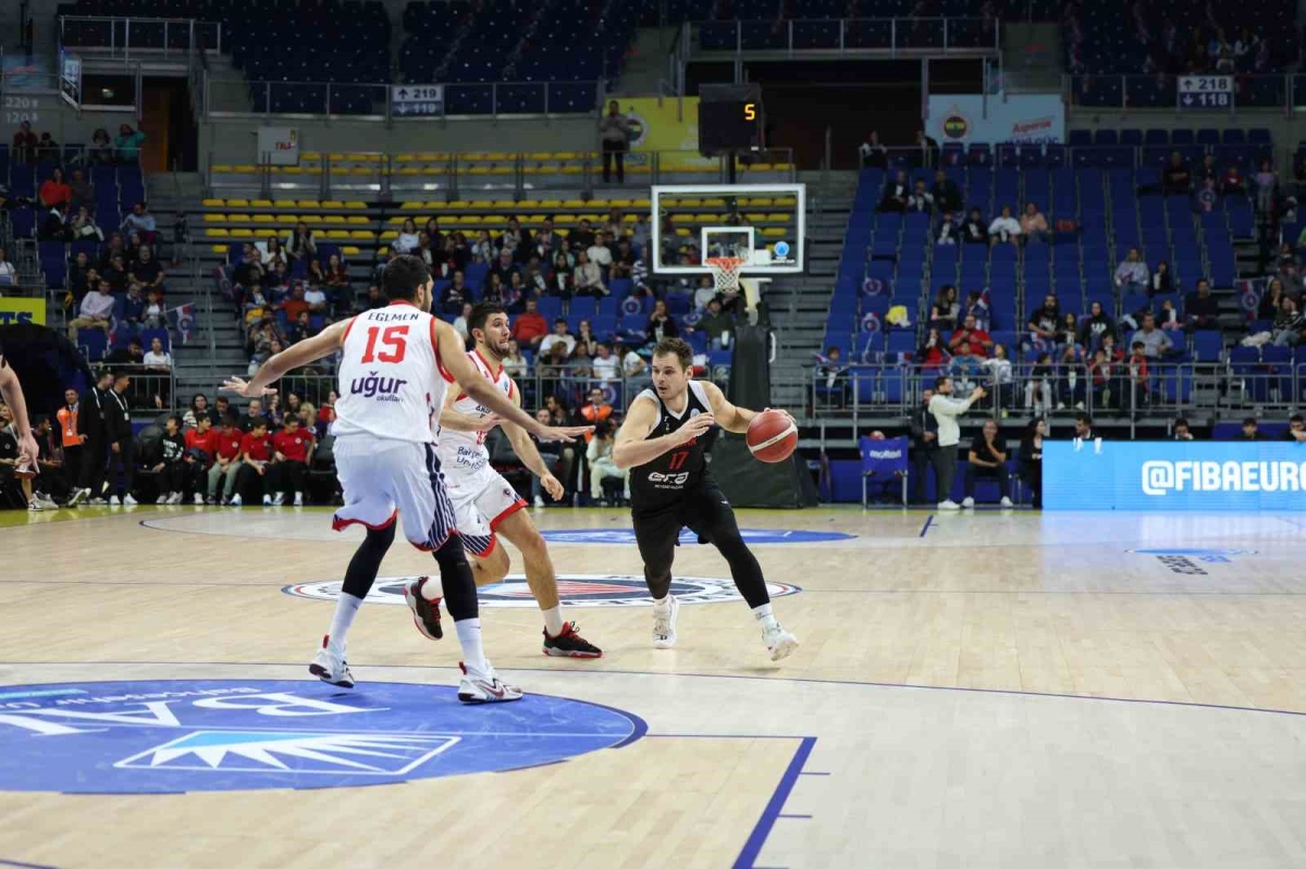 Erkekler FIBA Europe Cup: Bahçeşehir Koleji: 88 - ERA Nymburg: 89
