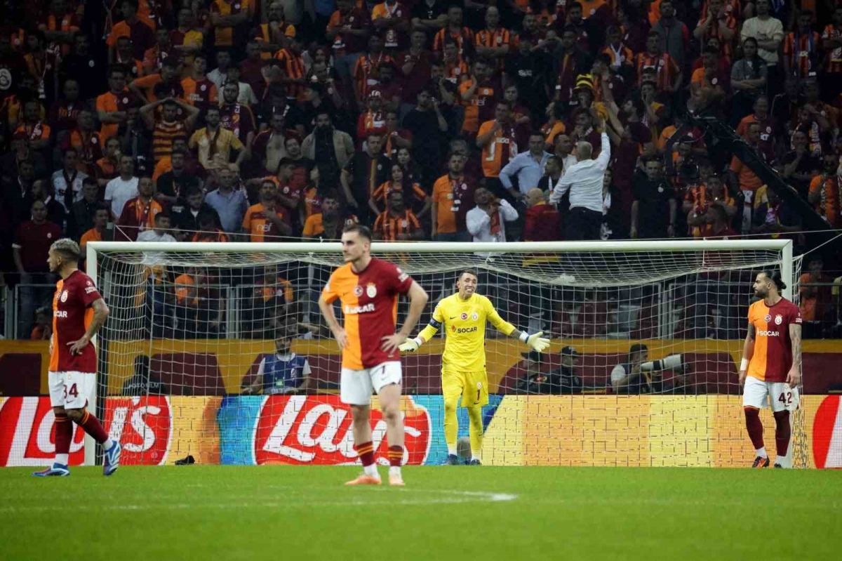 UEFA Şampiyonlar Ligi: Galatasaray: 1 - Bayern Münih: 3 (Maç sonucu)
