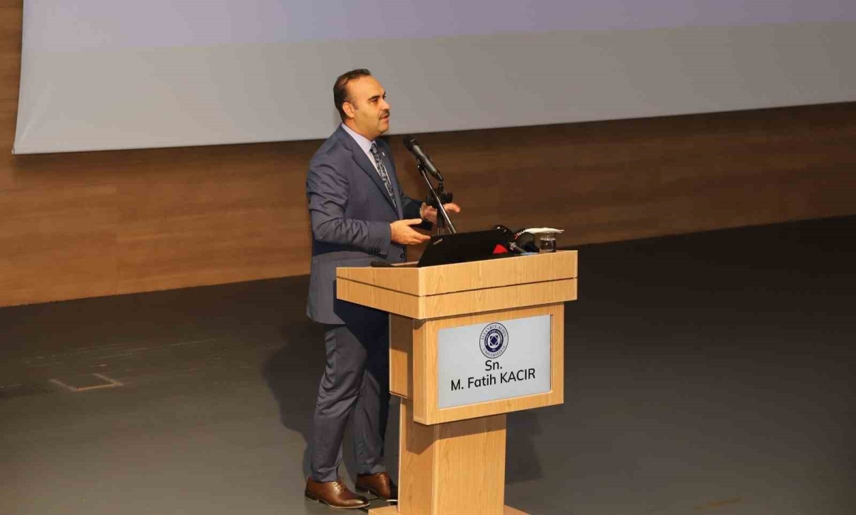 Bakan Kacır: 2024’te savunma sanayinde 10 milyar dolar ihracat yapılacak
