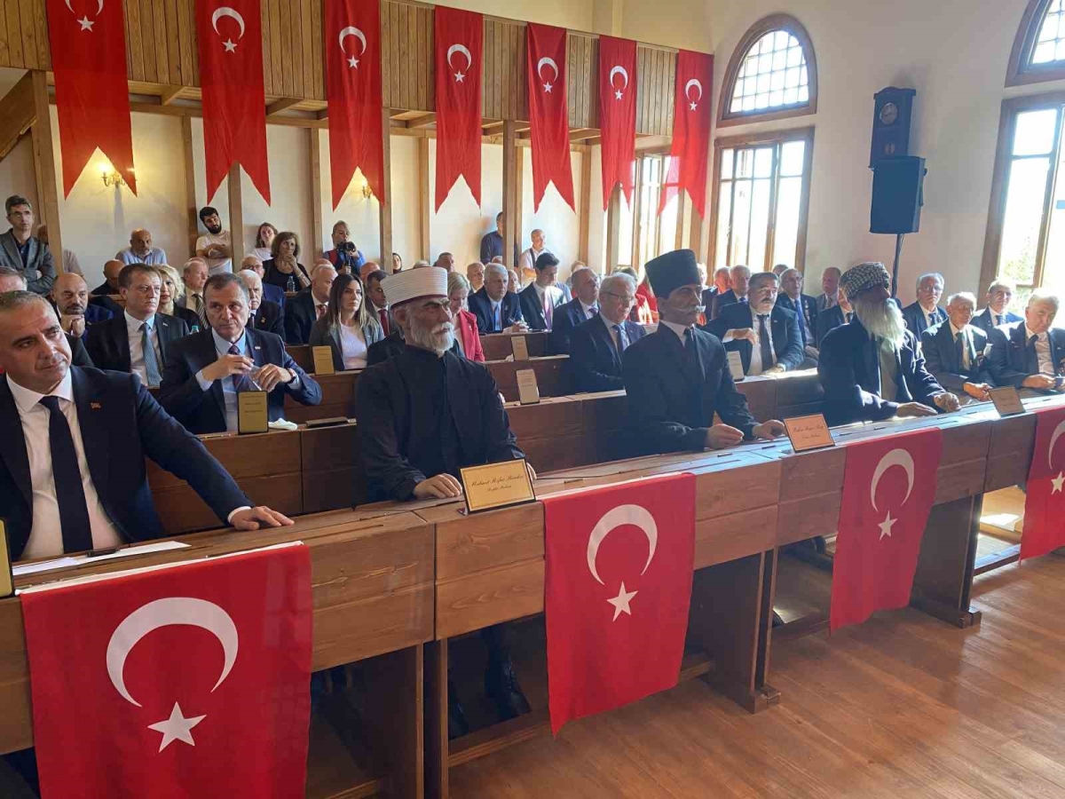 Büyükçekmece Belediye Meclisi 100’üncü yıla özel, ‘1’inci Meclis Binası’nda toplandı
