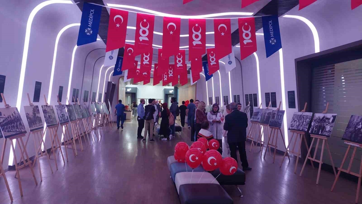 Türkiye’nin 100 yıllık sağlık geçmişine ışık tutuldu
