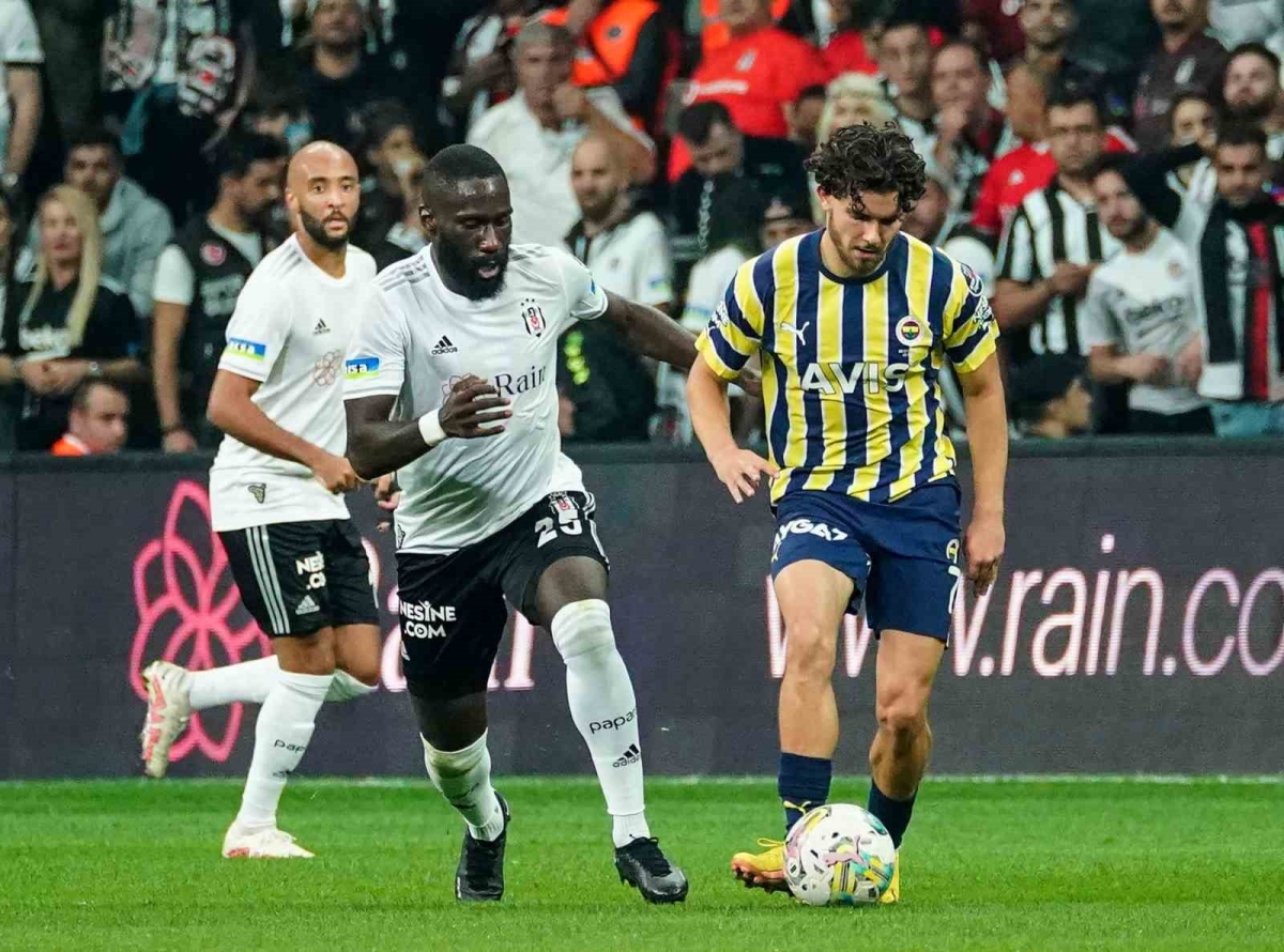Fenerbahçe’de, Beşiktaş derbilerinin en deneyimlisi Ferdi Kadıoğlu

