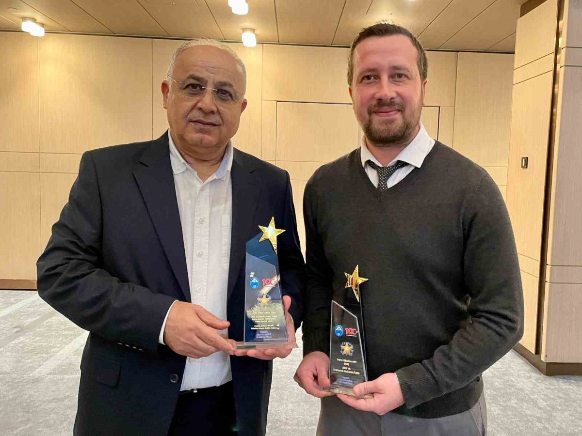Bakırköy Ata Spor Kulübü’nden İHA Spor Servisi’ne iki ödül

