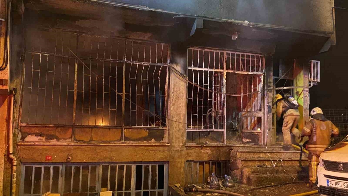 Esenler’de yangında can pazarı: 1 kişi hayatını kaybetti, 1’i ağır 5 kişi yaralandı
