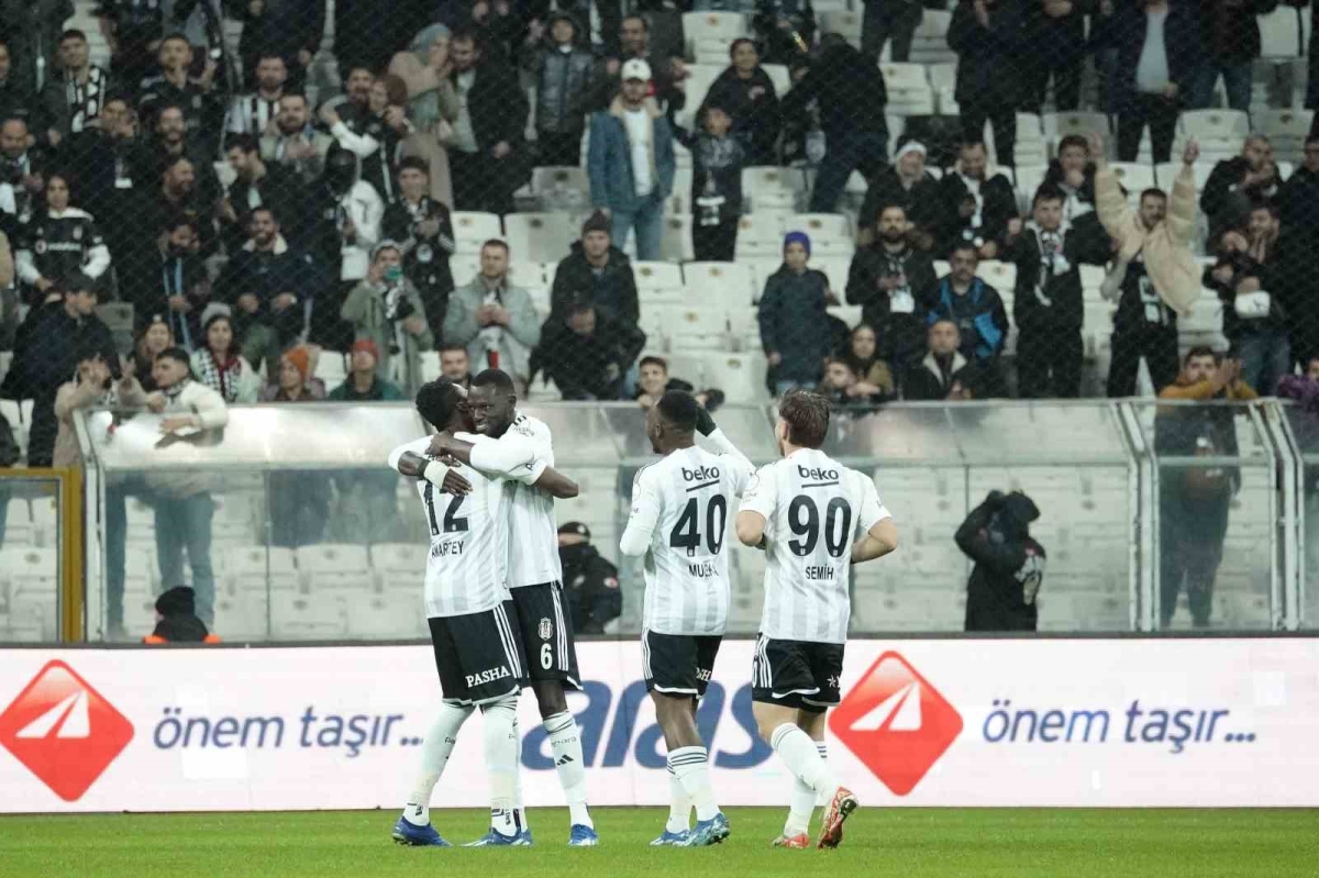 Trendyol Süper Lig: Beşiktaş: 1 - Alanyaspor: 0 (Maç devam ediyor)

