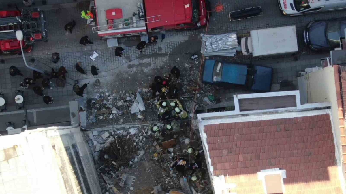 Kadıköy’de yıkım esnasında göçük meydana geldi:1 yaralı
