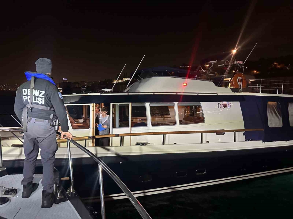 İstanbul’da ‘huzur uygulaması’: Boğaz’daki tekneler denetlendi
