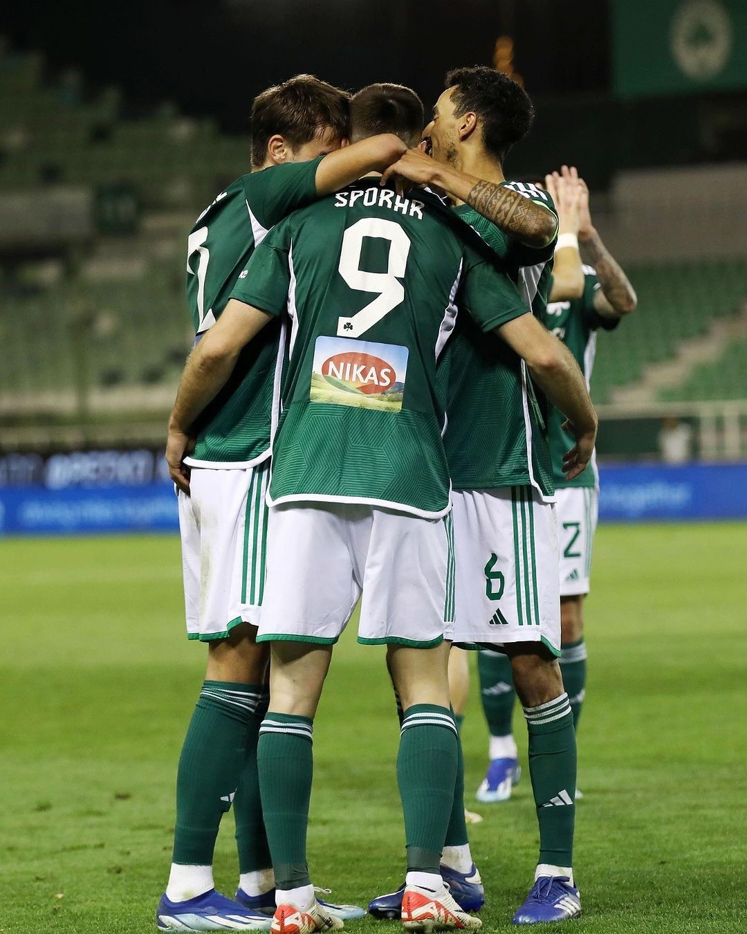 Terim’li Panathinaikos liderliğe yükseldi
