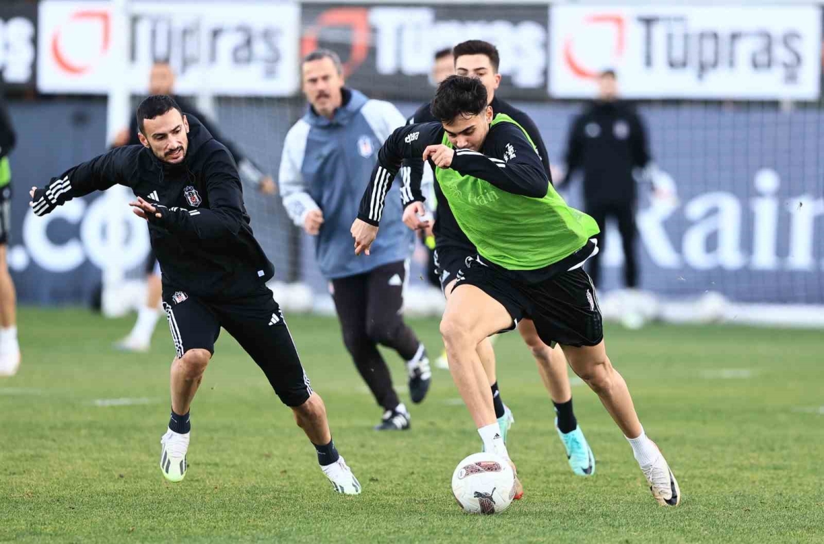 Beşiktaş’ta, Çaykur Rizespor maçı hazırlıkları tamamlandı
