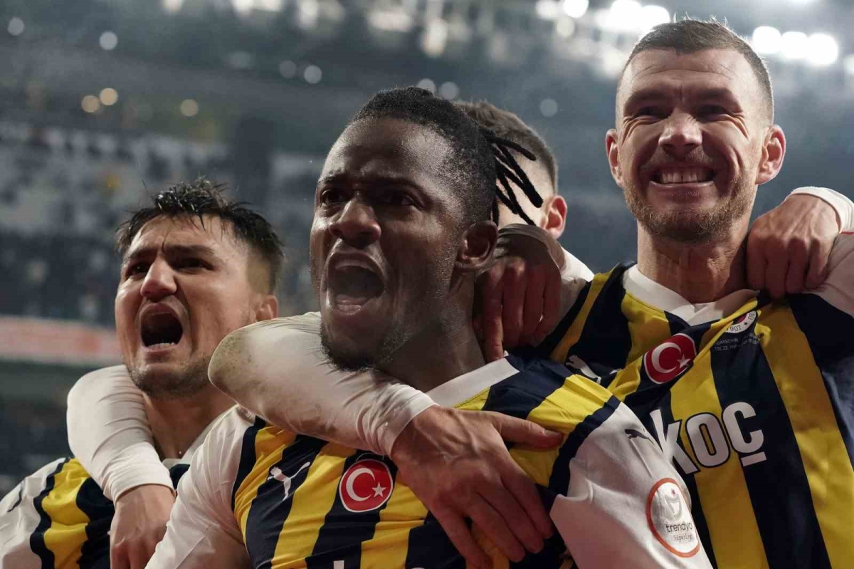 Trendyol Süper Lig: RAMS Başakşehir: 0 - Fenerbahçe: 1 (Maç sonucu)
