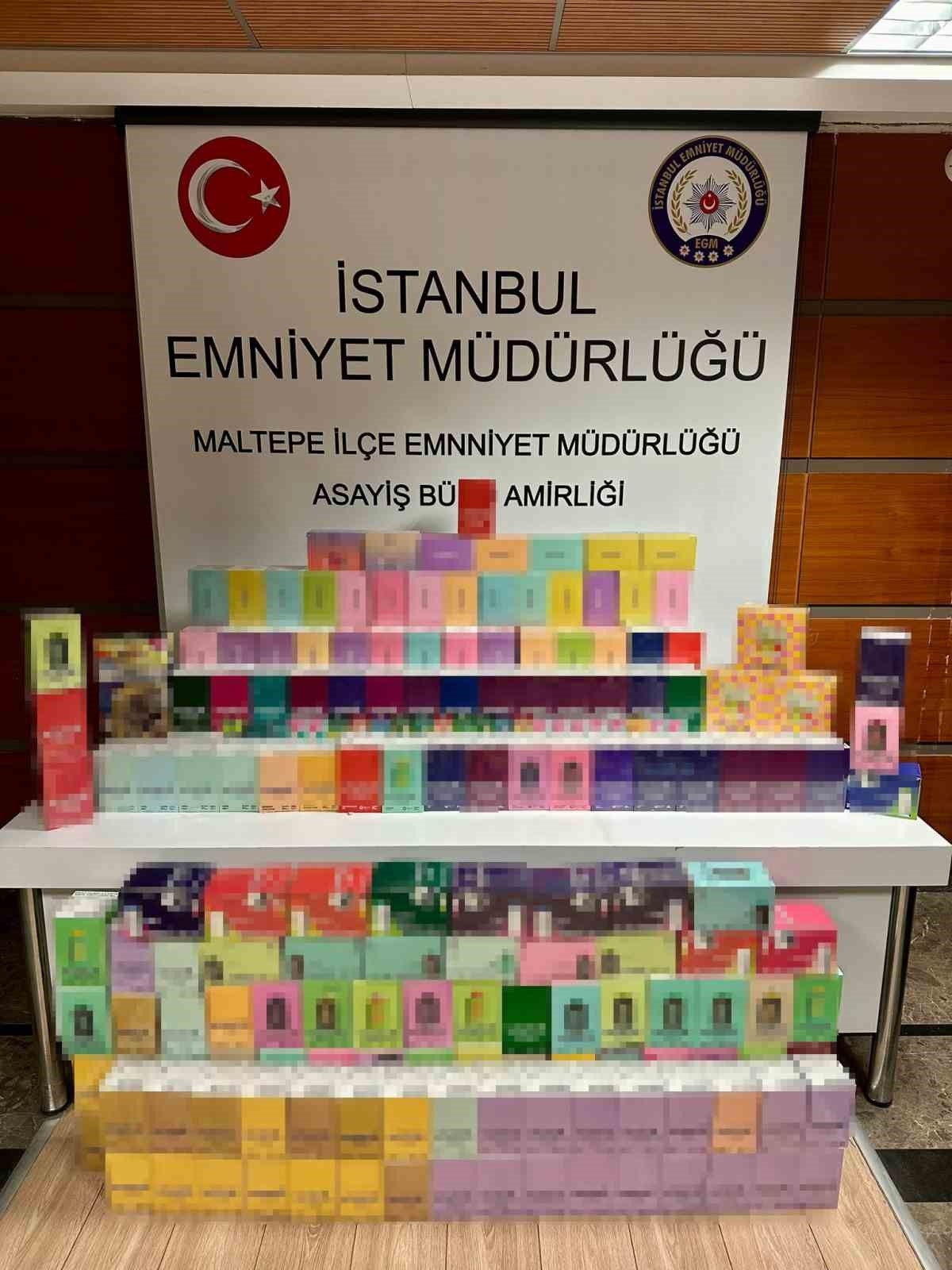 Kadıköy’de kaçak elektronik sigara operasyonu
