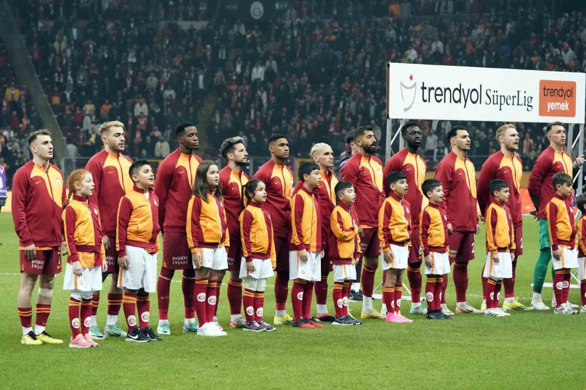 Galatasaray’da 2 değişiklik
