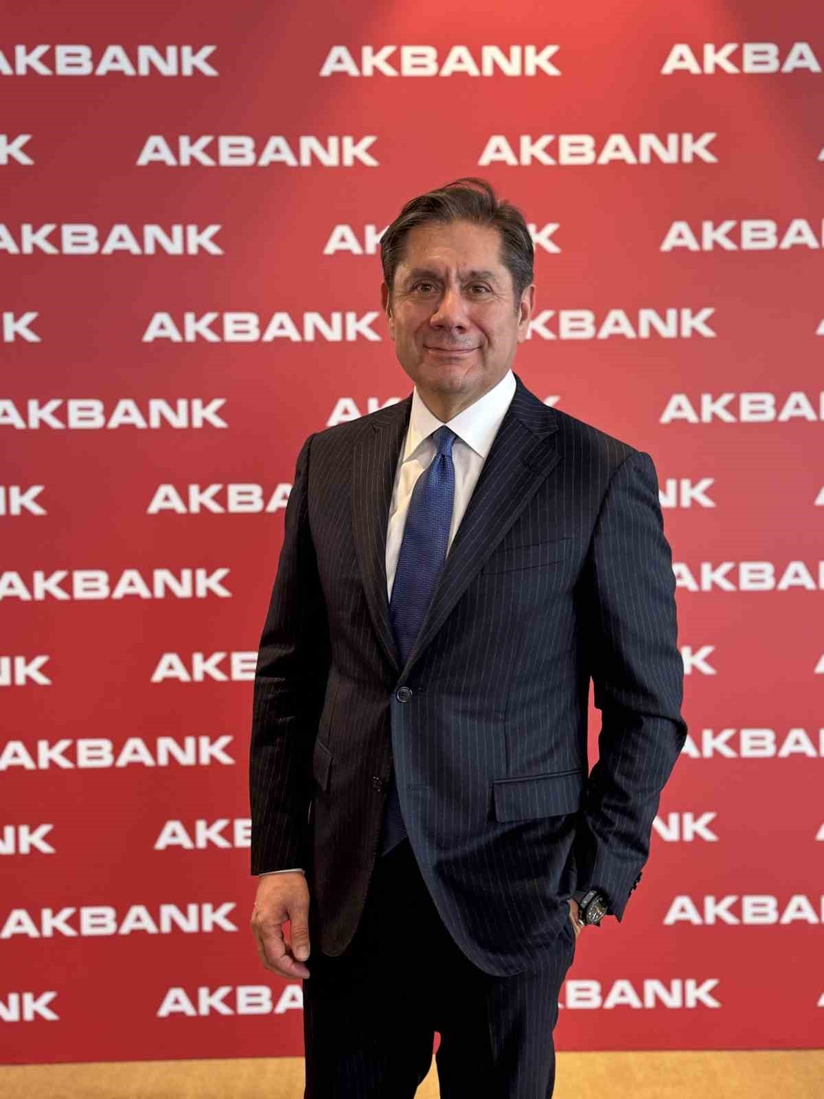 Akbank, yeni dönem strateji ve hedeflerini kamuoyuyla paylaştı

