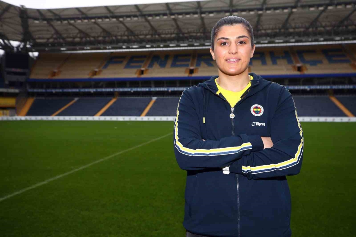 Olimpiyat şampiyonu Busenaz Sürmeneli, Fenerbahçe’de
