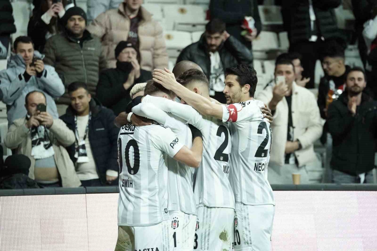 Trendyol Süper Lig: Beşiktaş: 2 - Konyaspor: 0 (Maç sonucu)
