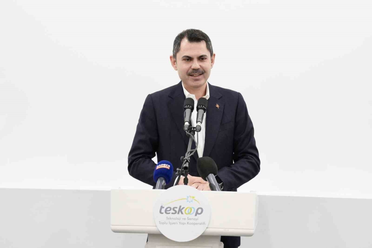 Murat Kurum: “CHP’li başkan 650 bin konut olmasa da olur diyor”

