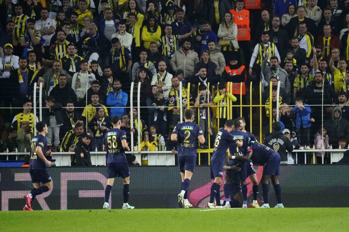 Fenerbahçe iç sahada son 5 maçta kalesini gole kapatamadı
