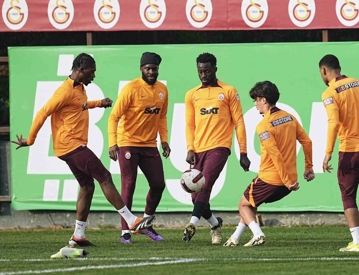 Galatasaray, Karagümrük maçı hazırlıklarını tamamladı
