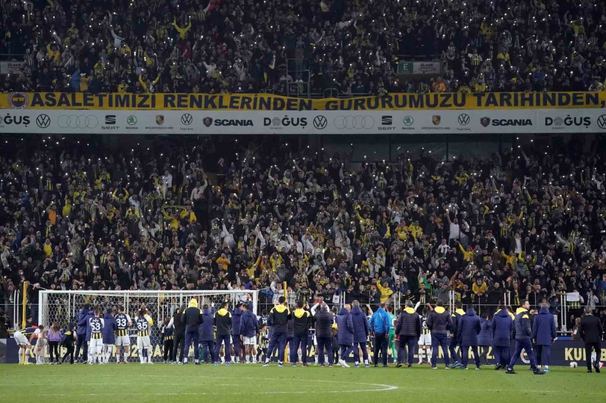 Fenerbahçe, ligde 6. kez geriden gelerek kazandı
