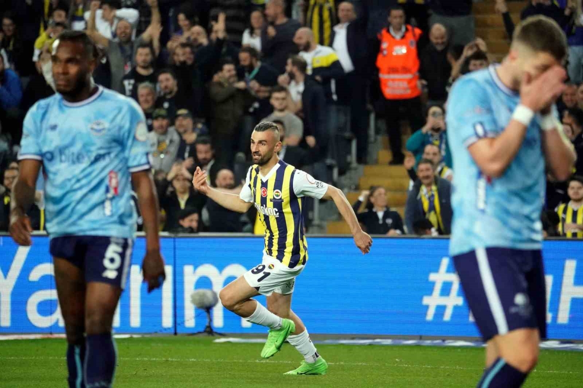 Serdar Dursun, Fenerbahçe’de 2. golüne ulaştı
