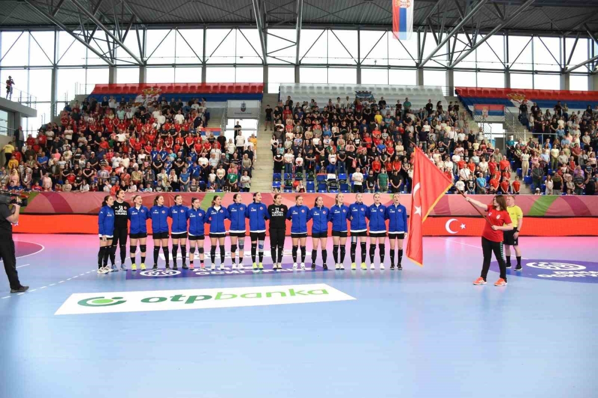 A Milli Kadın Hentbol Takımı, ilk kez Avrupa Şampiyonası’nda
