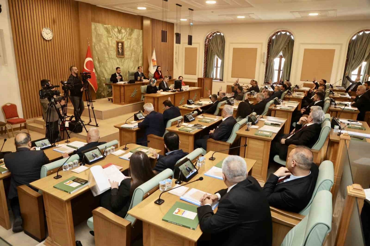 Zeytinburnu’nda yeni dönemin ilk meclis toplantısı yapıldı
