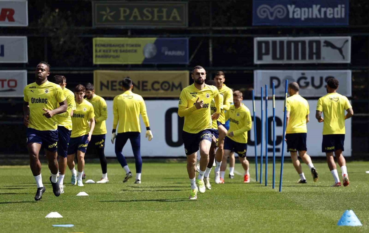 Fenerbahçe, Fatih Karagümrük maçı hazırlıklarına başladı
