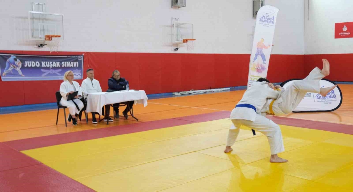 Büyükçekmeceli judocular kuşak sınavını başarıyla geçti
