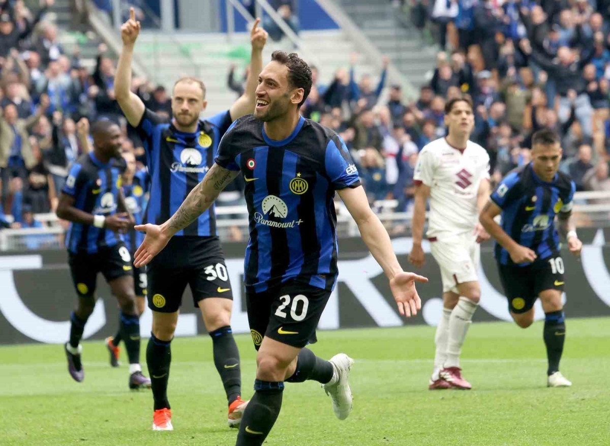 Şampiyon Inter, Torino’yu Hakan Çalhanoğlu’nun golleriyle mağlup etti
