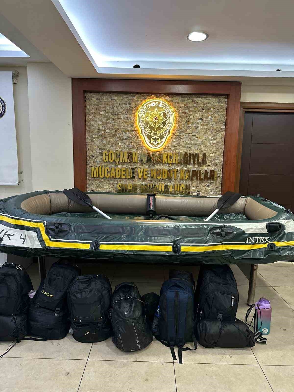 İstanbul’da göçmen kaçakçılığı operasyonu: 24 düzensiz göçmen hakkında işlem yapıldı, 3 şüpheli tutuklandı
