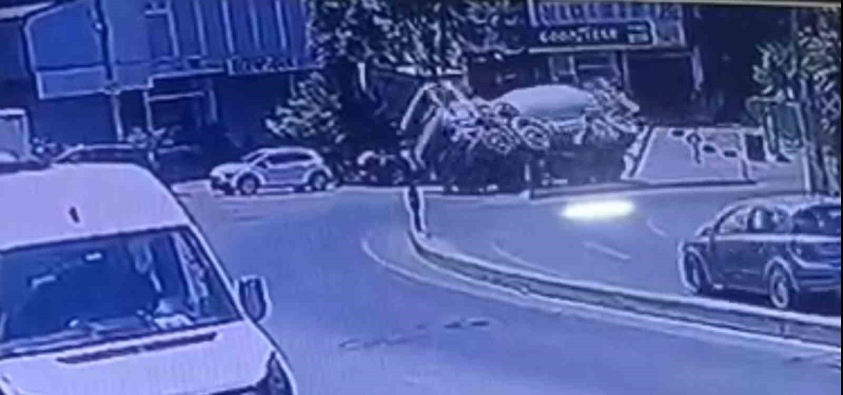 İstanbul’da 8 yaşındaki Emir Berk’in öldüğü feci kazanın yeni görüntüleri ortaya çıktı: Şoför alkollüymüş
