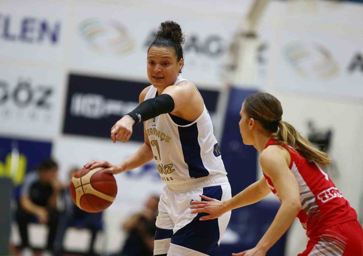 Kayla McBride, Fenerbahçe’ye veda etti
