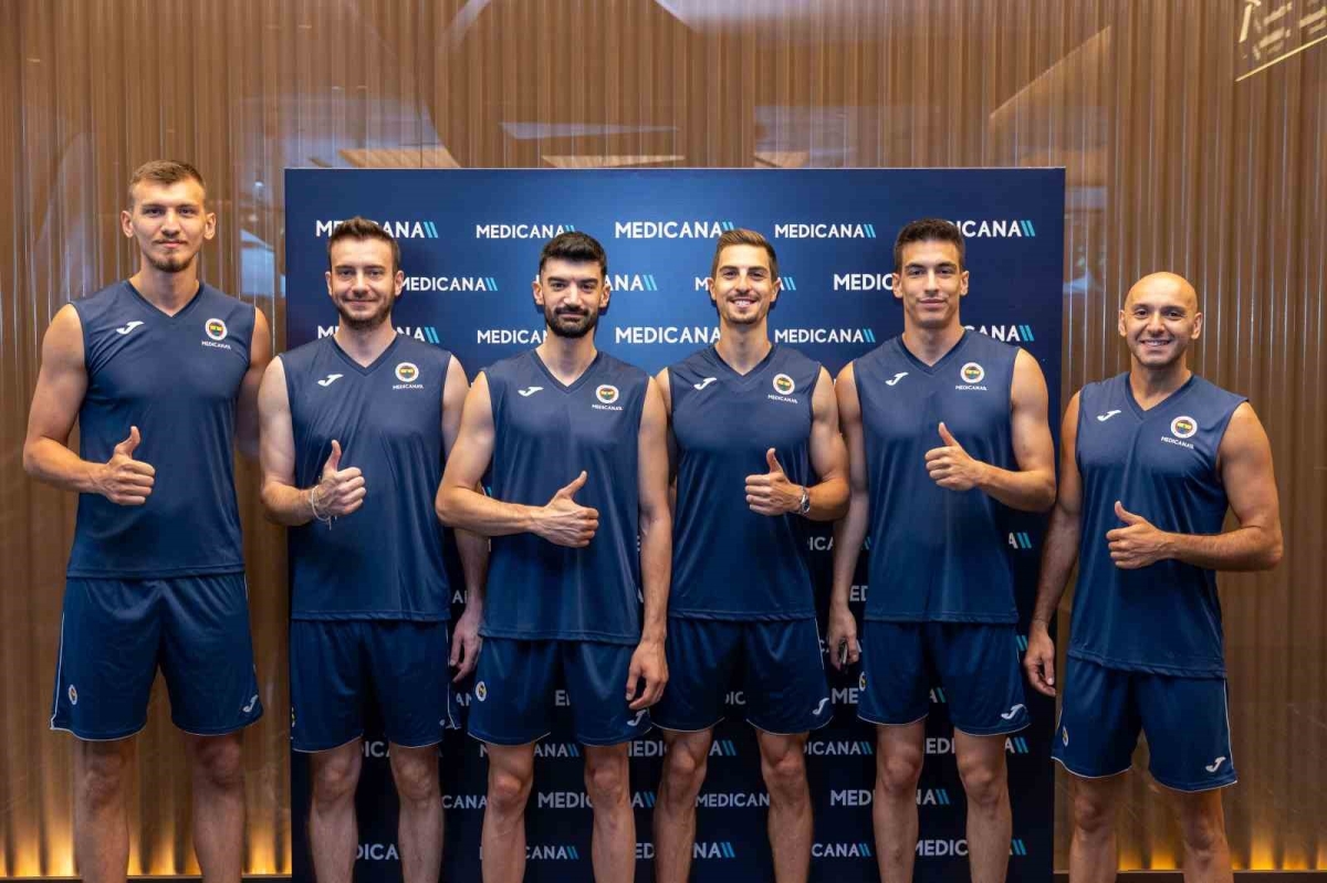Fenerbahçe Medicana Erkek Voleybol Takımı, sağlık kontrolünden geçti
