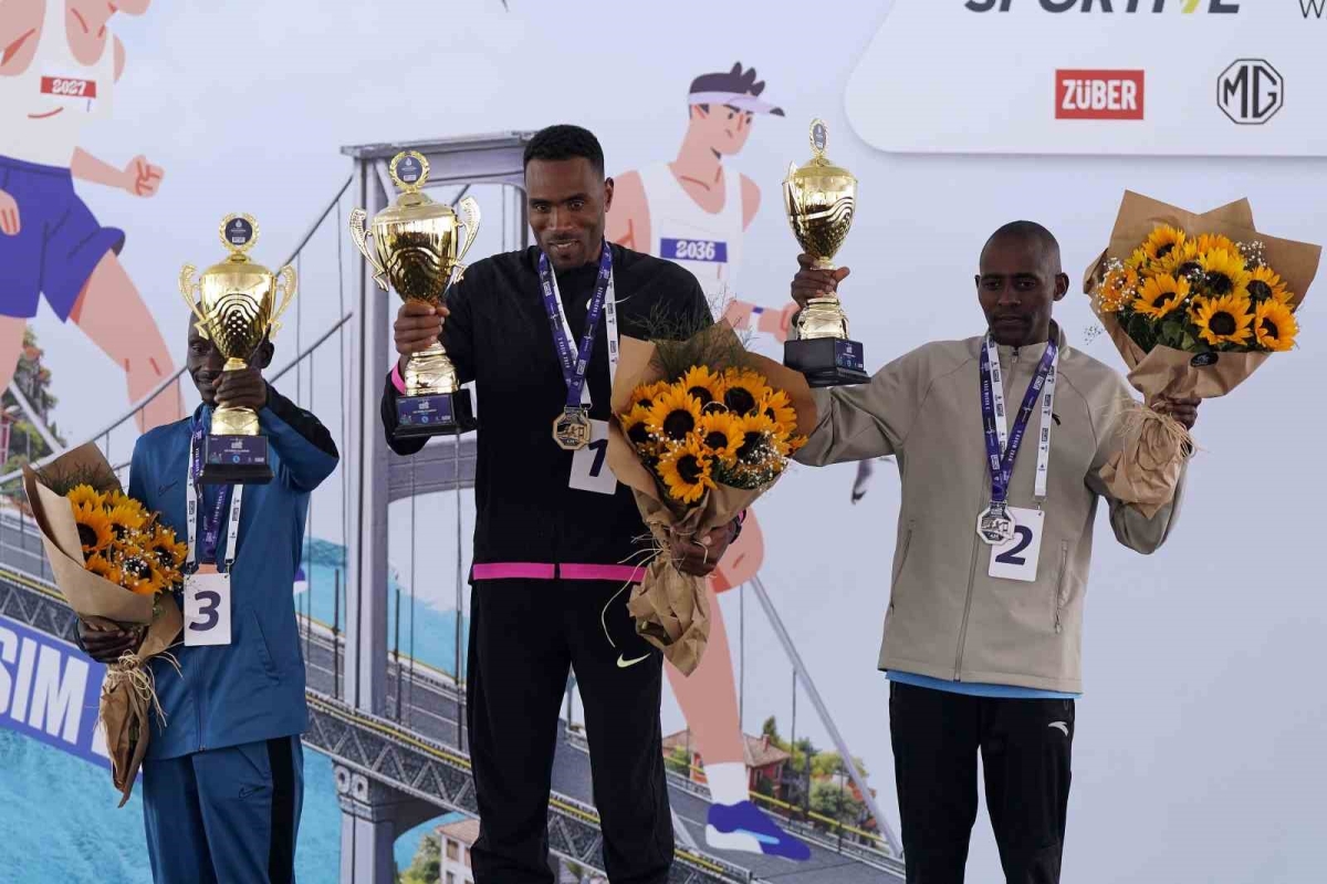 46. İstanbul Maratonu’nda kazananlar ödüllerini aldı
