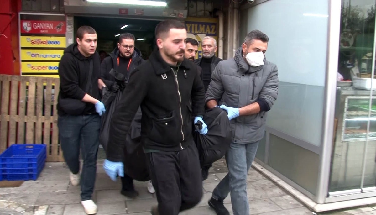 Küçükçekmece’de cinayet: Önce arkadaşını öldürdü, daha sonra polise giderek teslim oldu
