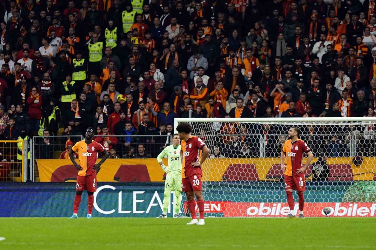 Galatasaray bu sezon ligde 2. kez berabere kaldı
