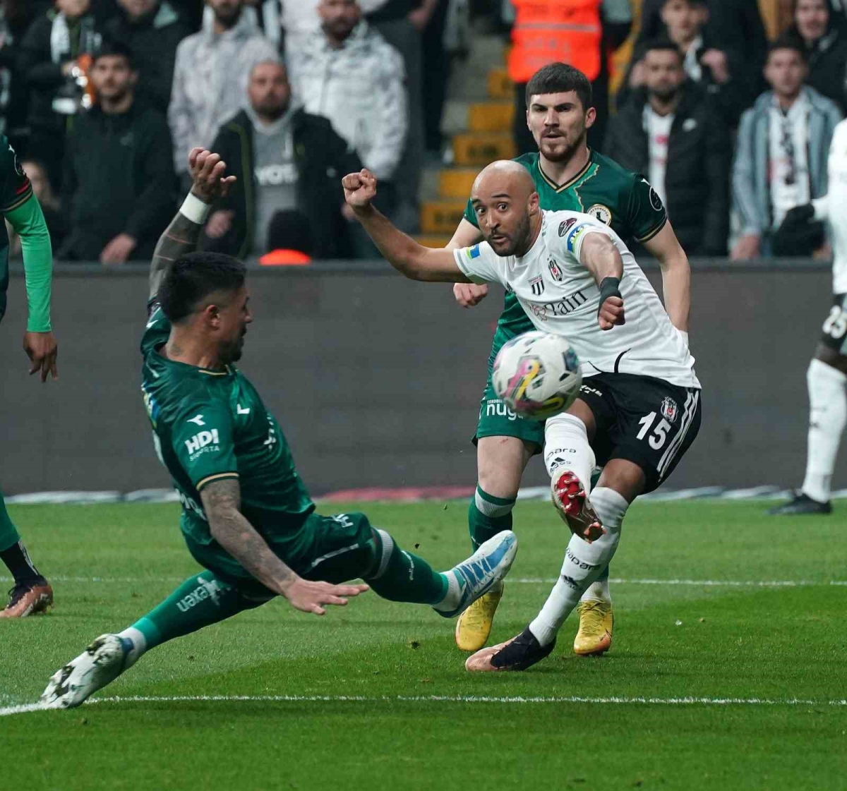 Spor Toto Süper Lig: Beşiktaş: 3 - Giresunspor: 1 (Maç sonucu)
